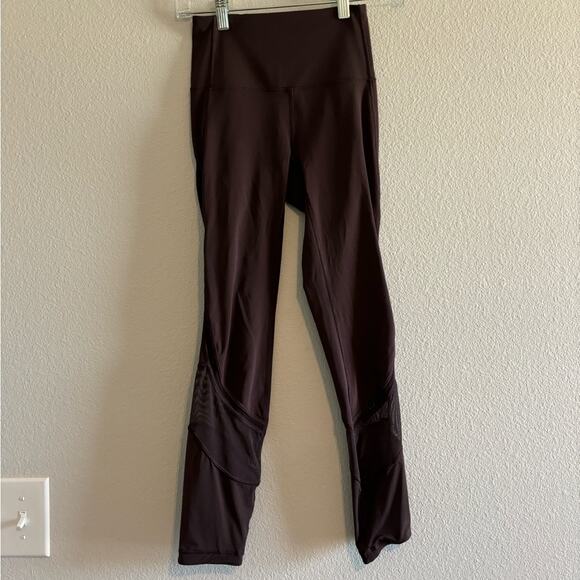 Lululemon Fresh In Mesh Leggings size 2 - Picture 2 of 9